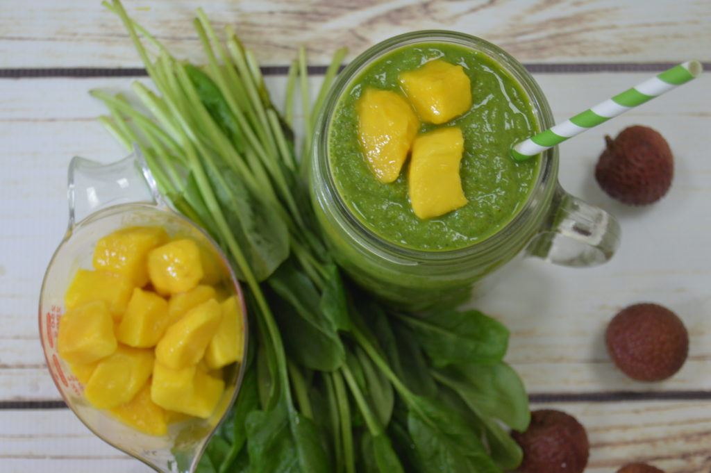 Lychee Mango Spinach Smoothie Recipe