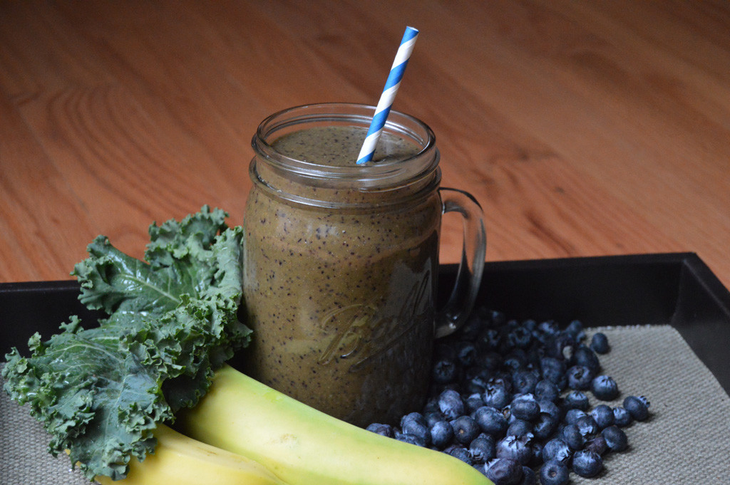 Banana Blueberries Kale Smoothie Recipe