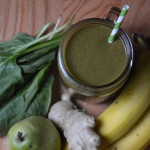 Banana Pear Ginger Spinach Smoothie