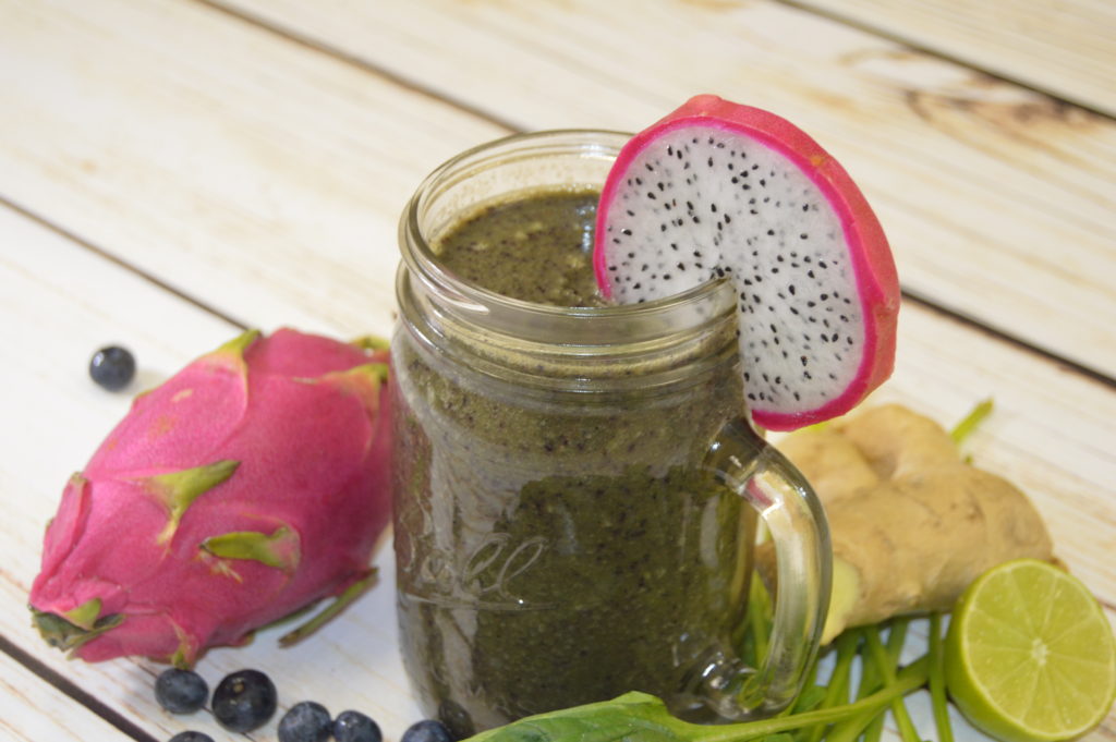 Dragon Fruit (Pitaya) Blueberries Green Smoothie Recipe
